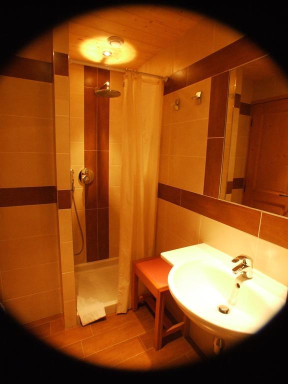Accueil Savoyard Hotel Mieussy Szoba fotó