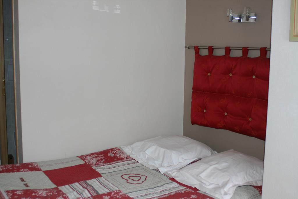 Accueil Savoyard Hotel Mieussy Szoba fotó
